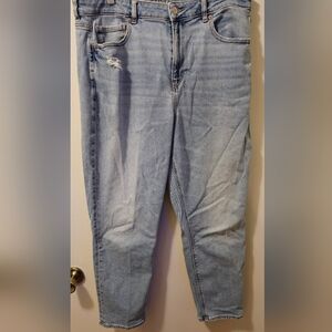 American Eagle mom jeans stretch